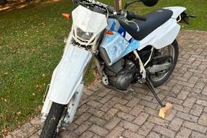 YAMAHA TT 600 E