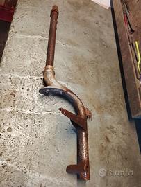 forcella Vespa farobasso