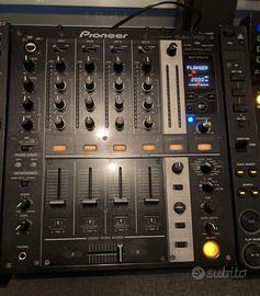 Pioneer DJM 700