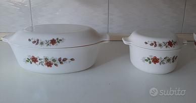 Set 2 pirofile da forno vintage in vetro opalino