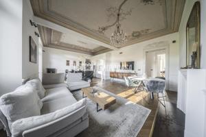 APPARTAMENTO DI 180 MQ CON STUPENDI PARTICOLARI D'