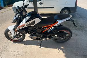 Duke 125