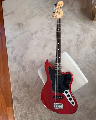 Squier jaguar basso