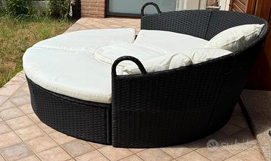 Divano rotondo da giardino