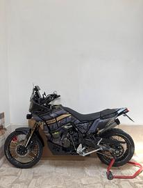 Tenere world raid 700