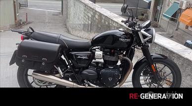 TRIUMPH Street Twin 900