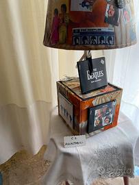 Lampada fatta a mano come arte-ingegno