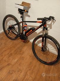 bicicletta KTM macina