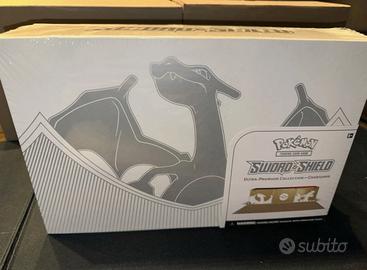 Pokémon Ultra Premium Collection Charizard