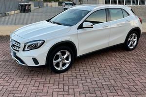 Mercedes GLA200 D sport manuale