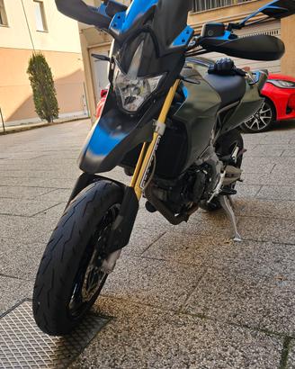 Aprilia Dorsoduro 750cc