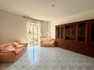 4 LOCALI A GENOVA