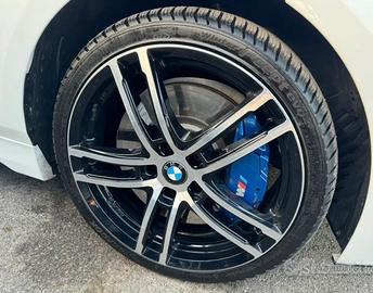 Cerchi in lega 19’+ gomme