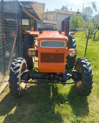 trattore fiat 