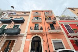 2 LOCALI A BARI