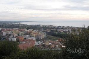 Santa marinella-terreno vista mare (roma)1.500 mq-