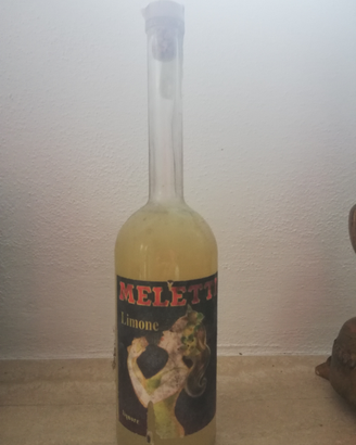 Bottiglia originale Anisetta Meletti