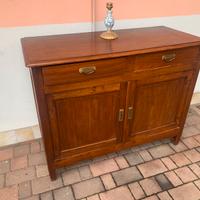 Credenza antica in perfette condizioni