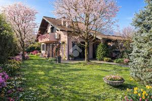 VILLA SINGOLA A CARNATE