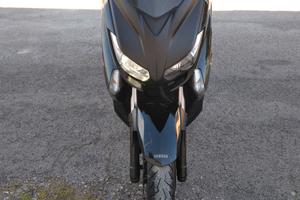 yamaha xmax 400 blak