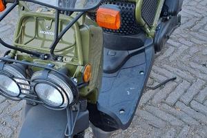 Honda zommer