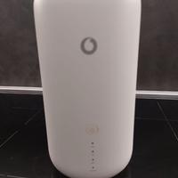 Vodafone GigaCube 5G HH500V router TCL T21