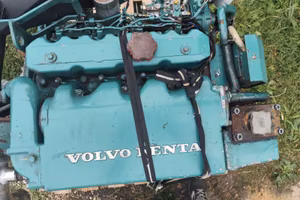 Volvo Penta TAMD30A, Invertitore e Piede Poppiero