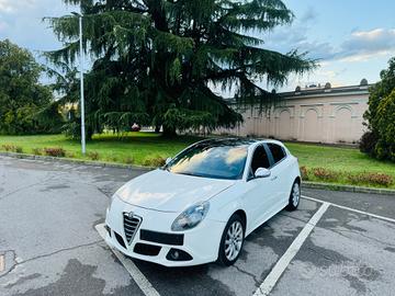 Alfa Romeo Giulietta 2.0 JTDm-2 140 CV Exclusive