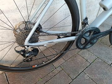 BICI CORSA TREK EMONDA ALR 5 DISC 105 12V