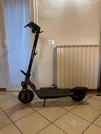 Segway Ninebot F3 E – Monopattino Elettrico