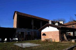 Immobile in asta di 288 m² con più di 5 locali a I