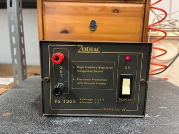 Alimentatore stabilizzato da laboratorio