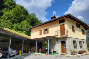 Casa rurale per agriturismo con terreno agricolo