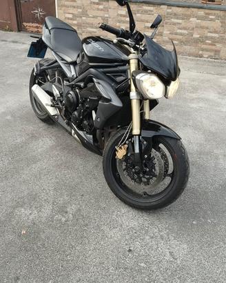 Triumph Street Triple 675 2013 