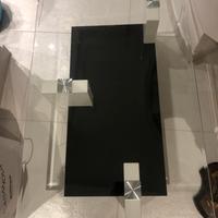 Tavolino in vetro moderno