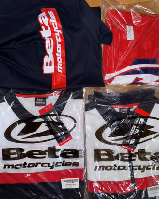 Beta Motorcycles x2 Magliette x1 polo x1 felpa