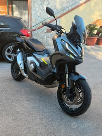 Xadv 750