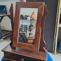 Specchierina da appoggio in noce 