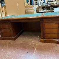 Scrivania in ciliegio