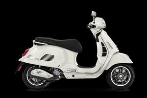 Piaggio Vespa 300 GTS super