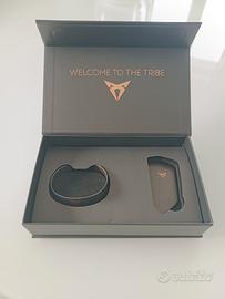 Cupra Tribe Bracciale e Key Cover Carbonio