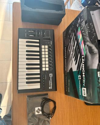 Novation launchkey25 mk2