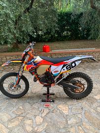 Ktm exc 125 six days