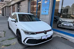 Volkswagen Golf GTI 2.0 TSI DSG PERFORMANCE