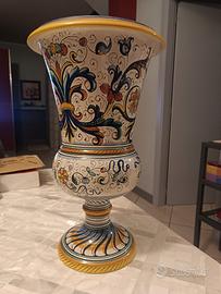 vaso in ceramica by Raffaello Deruta 