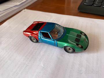 Mebetoys Lamborghini Miura P 400
