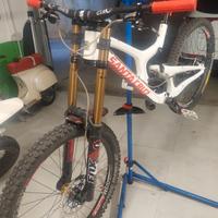 V10 santa Cruz dh 