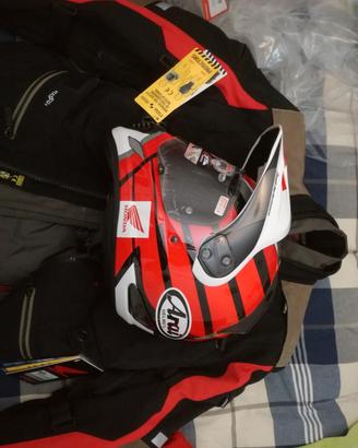 Casco Arai Honda e giacca spidi Honda 