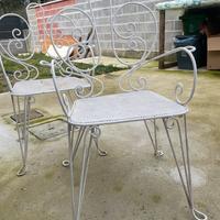 Tavolo con 5 sedie in ferro