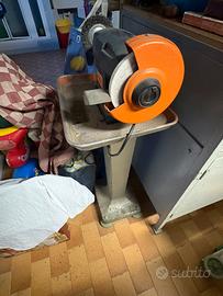 Smerigliatrice doppia con basamento